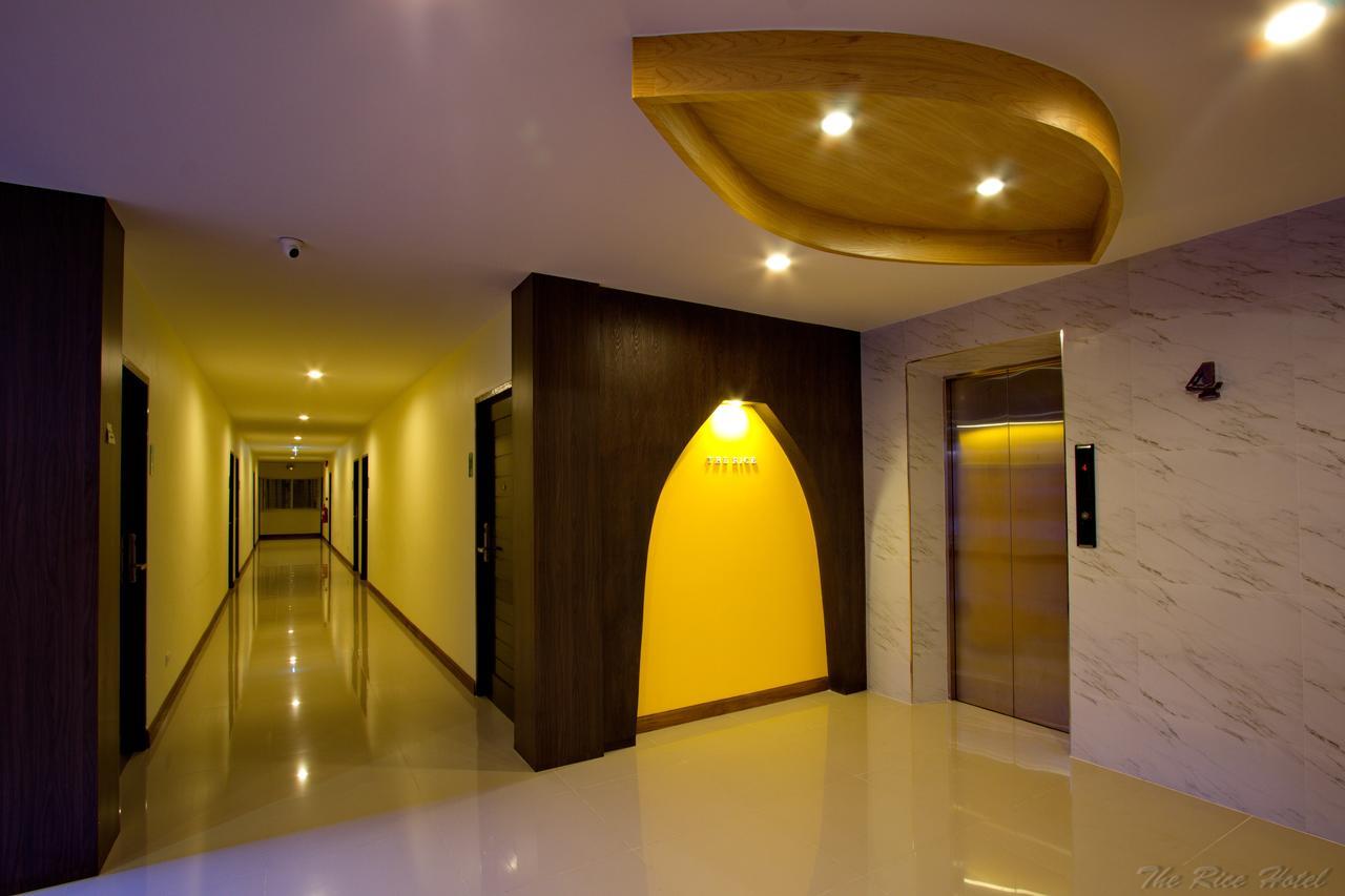 The Rice Hotel Roi Et Exterior foto